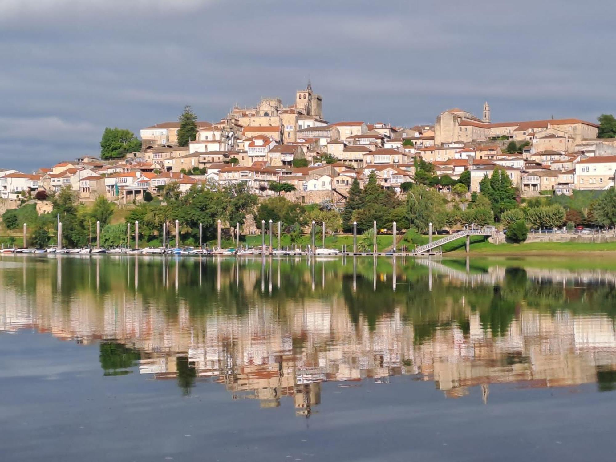 Casita A Estrenar En Finca Con Rio Proxima A Tui, Gondomar Y Portugal. Eksteriør billede