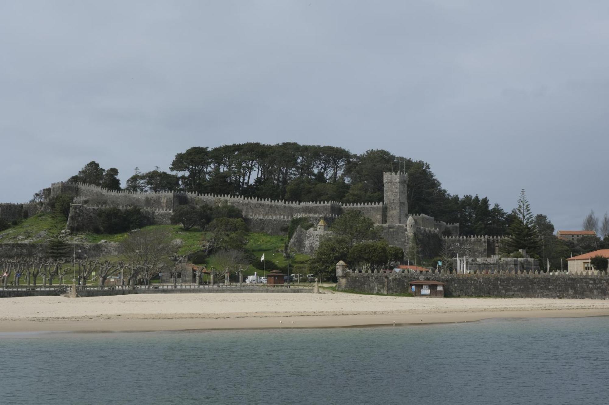 Casita A Estrenar En Finca Con Rio Proxima A Tui, Gondomar Y Portugal. Eksteriør billede