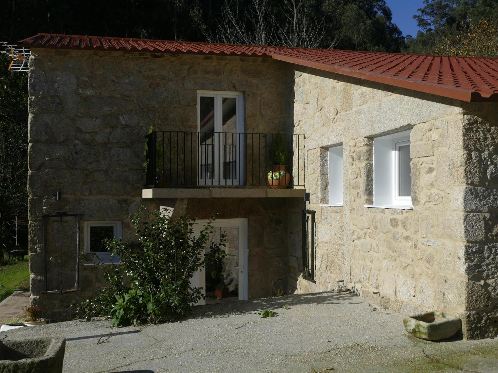 Casita A Estrenar En Finca Con Rio Proxima A Tui, Gondomar Y Portugal. Eksteriør billede
